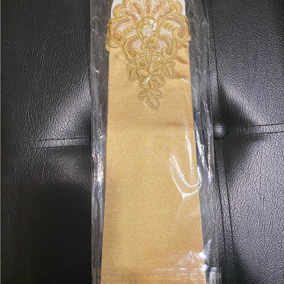 Wedding Gold Formal Below elbow fingerless long gloves.Opened not used.Elegant! - Picture 7 of 7